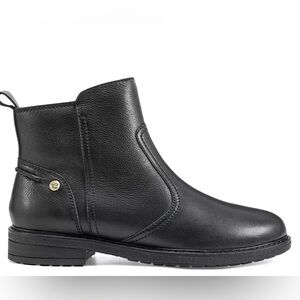 Easy Spirit Black Ankle Booties